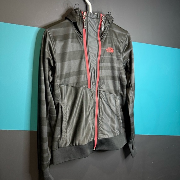 The North Face Gray and Red Hooded Jacket Asymmetrical - Picture 2 of 7